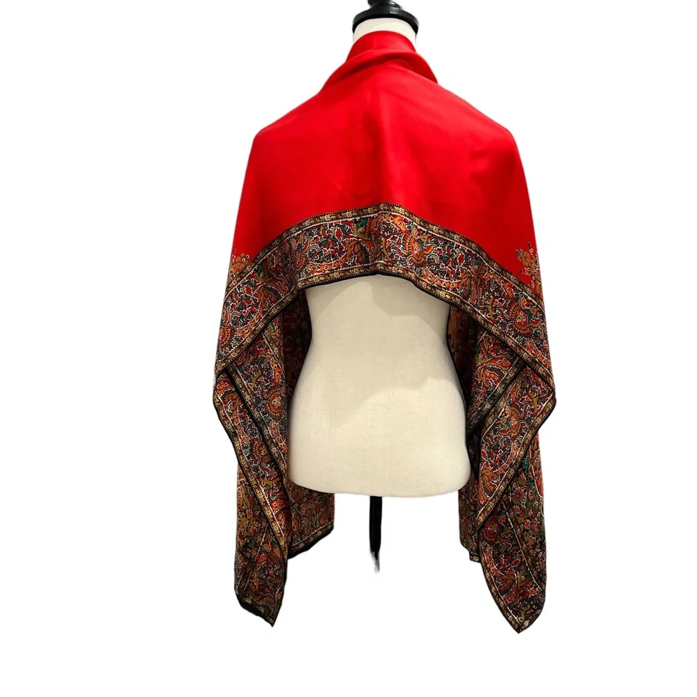PERRY ELLIS RED, BLACK & GREEN TAPESTRY DESIGN 100% SILK SCARF